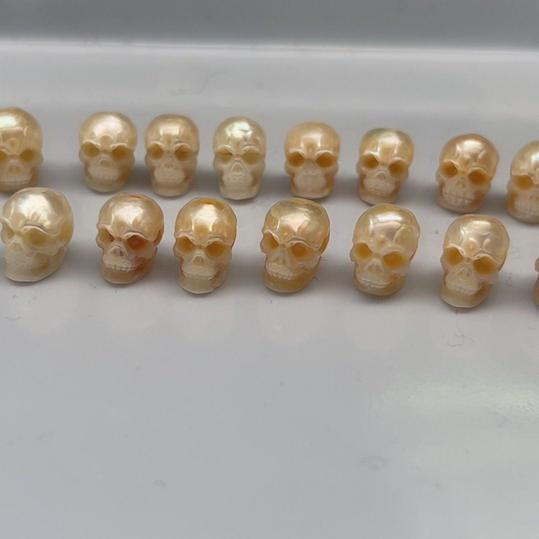 SkullPearl Carved Real pearl