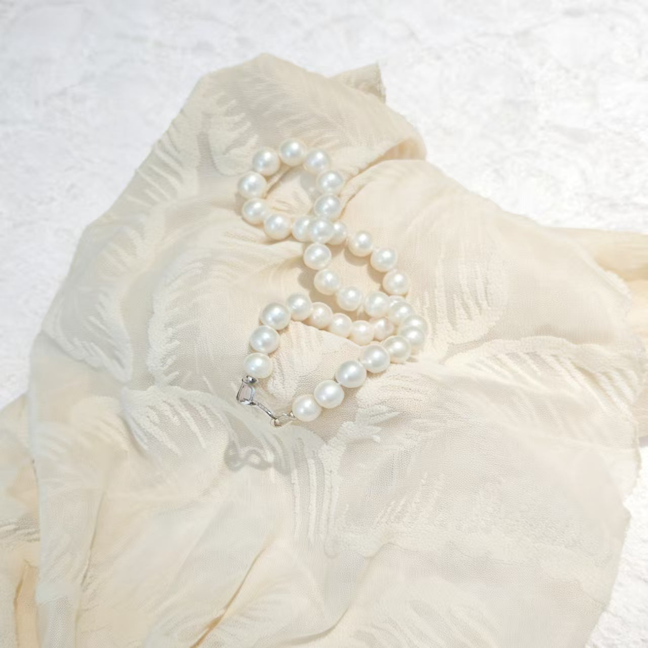 NC04-Aurora Luster White Edison Freshwater Pearls Necklace 11mm - 13mm Big Size Round Moon Light White Pearl with S925 Sterling Silver Infinity Clasp Elegant Graceful Gift for Wedding Birthday