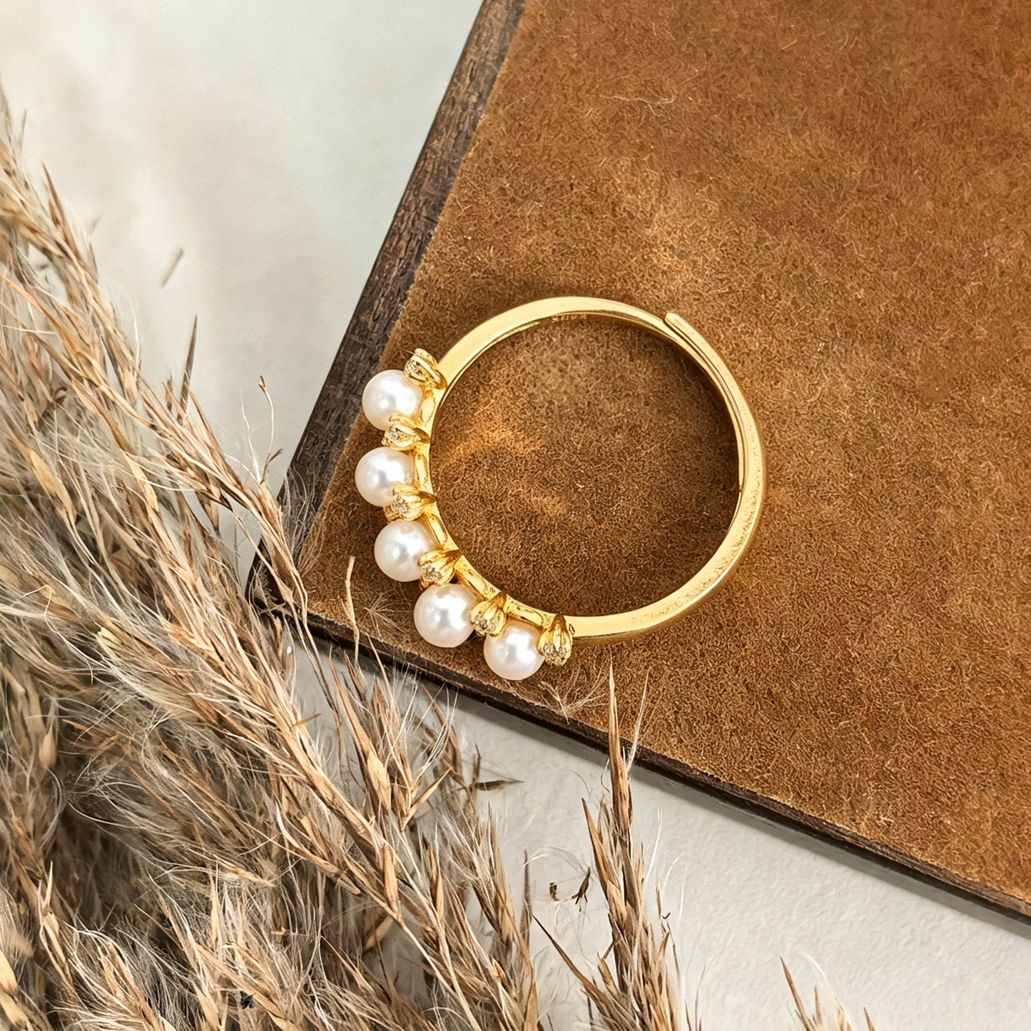 Vintage Arch 5 Freshwater Pearls Gold Tone Ring