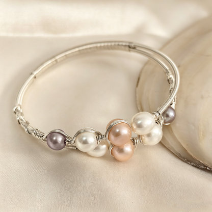 Adjustable Multi‑Color Pearl Bangle