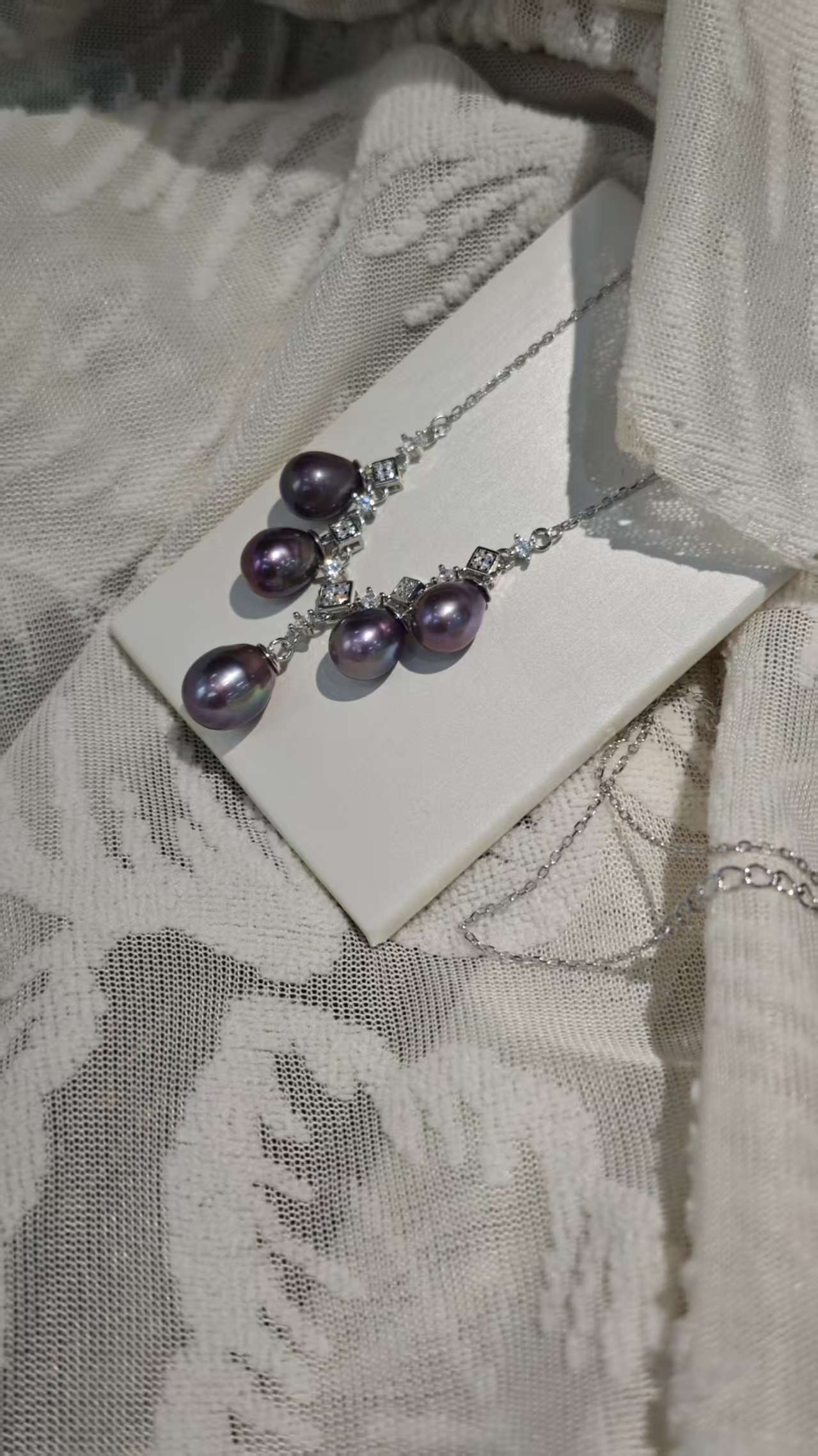 NC01-Deep Demon Purple Pearl Necklace with S925 Sterling Silver Chain with Zircon Decoration Natural Freshwater Teardrop Pearl Necklace