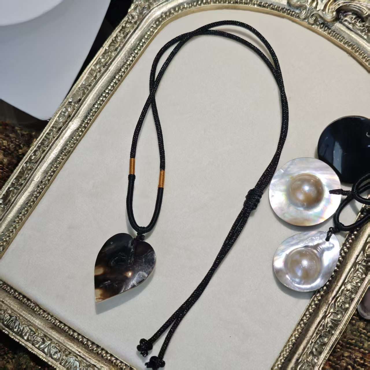 MB001-Lunar Mabé | Iridescent Mabe Pearl Pendant Necklace — Adjustable Cord, Sculptural Glow, Gift‑Ready.mabe pearl necklace, iridescent pearl pendant, dome pearl, adjustable cord necklace, statement pearl jewelry, minimal luxe, unisex necklace