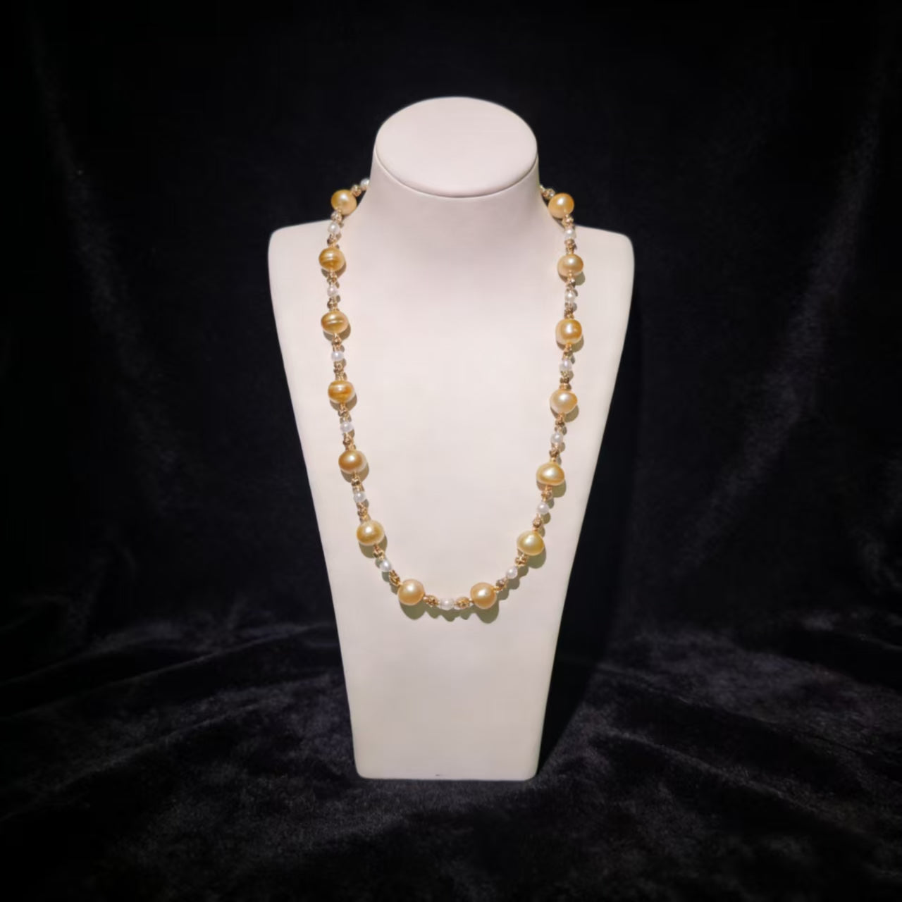 NC06-Saltwater Gold Pearl South-sea Gold Necklace with S925 Sterling Silver Adjustable Chain Seawater Golden Pearl SSG necklace for Mom Wife Luxury Jewelry Gift for Anniversary Valentine's Day