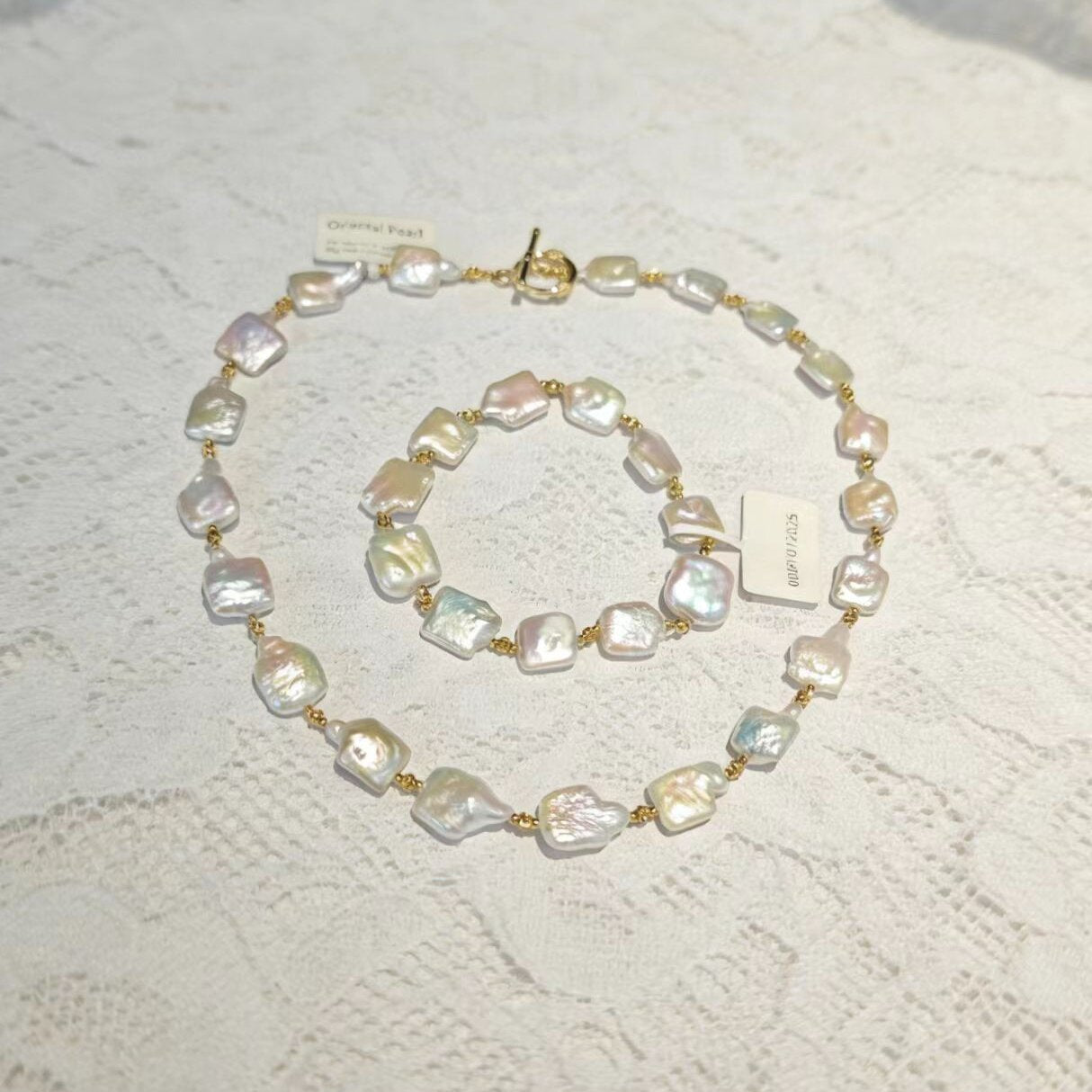 Set04-U R MY SUGER Pearl Jewelry Set Baroque Square Shape Freshwater Pearls Necklace with Gold Plated OT Clasp and Stretchy Bracelet Set Pearls with Flora Cluster