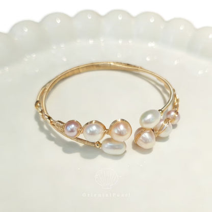 Bangle01-Wire-Wrapped Freshwater Pearl Bangle