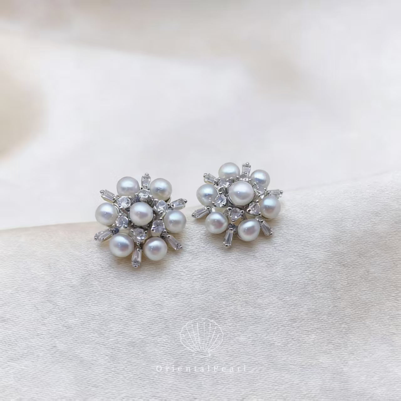 E04-S925 Snowflakes Stud Natural Pearl Earring Round Baby Freshwater Pearl Sterling Silver Metal Part with Cubic Zircon Bling Sparkle Earring