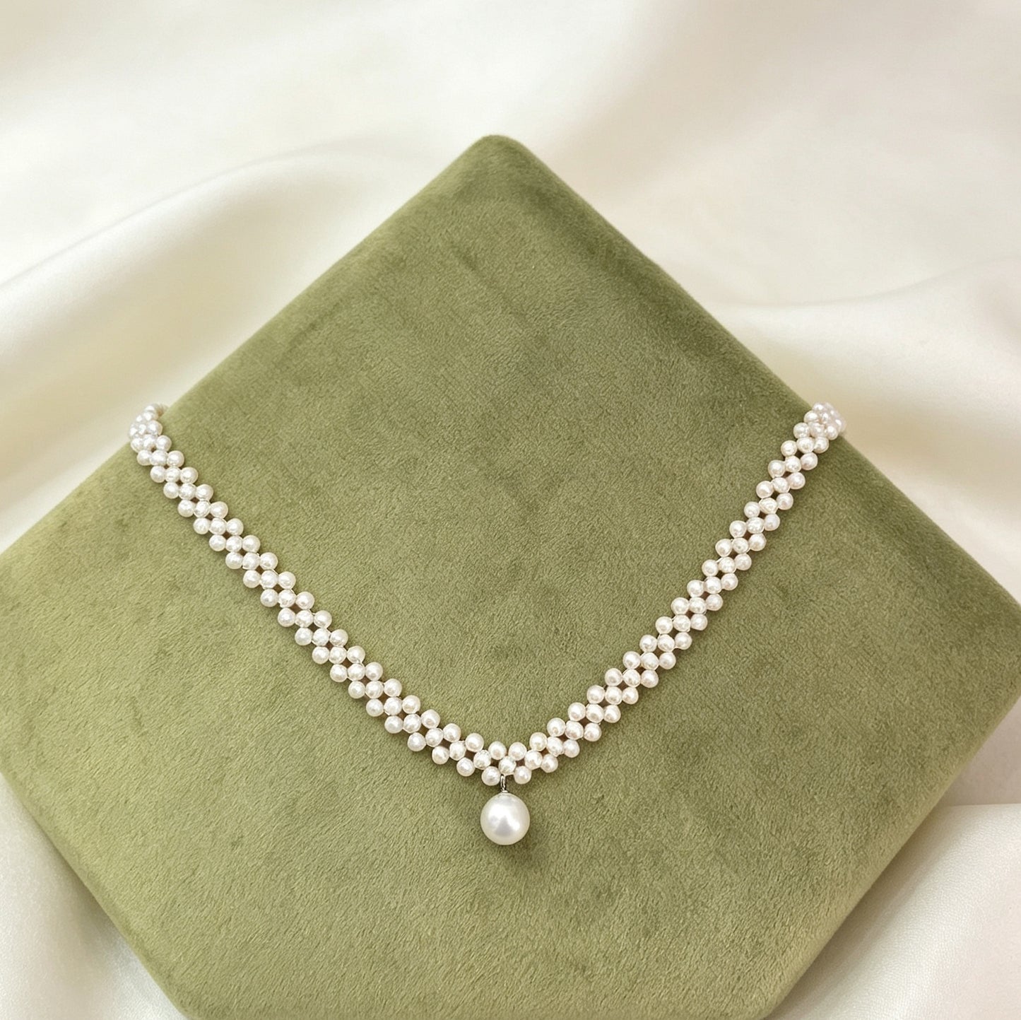 Pearl Necklace-Moonlace Drop