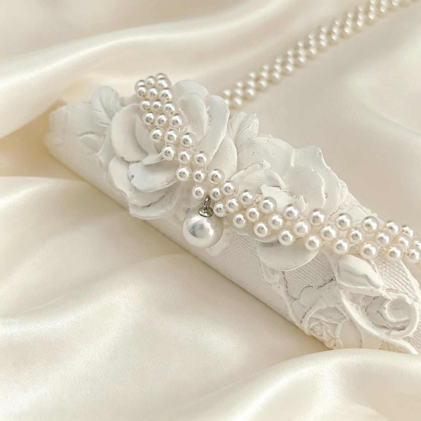 Pearl Necklace-Moonlace Drop
