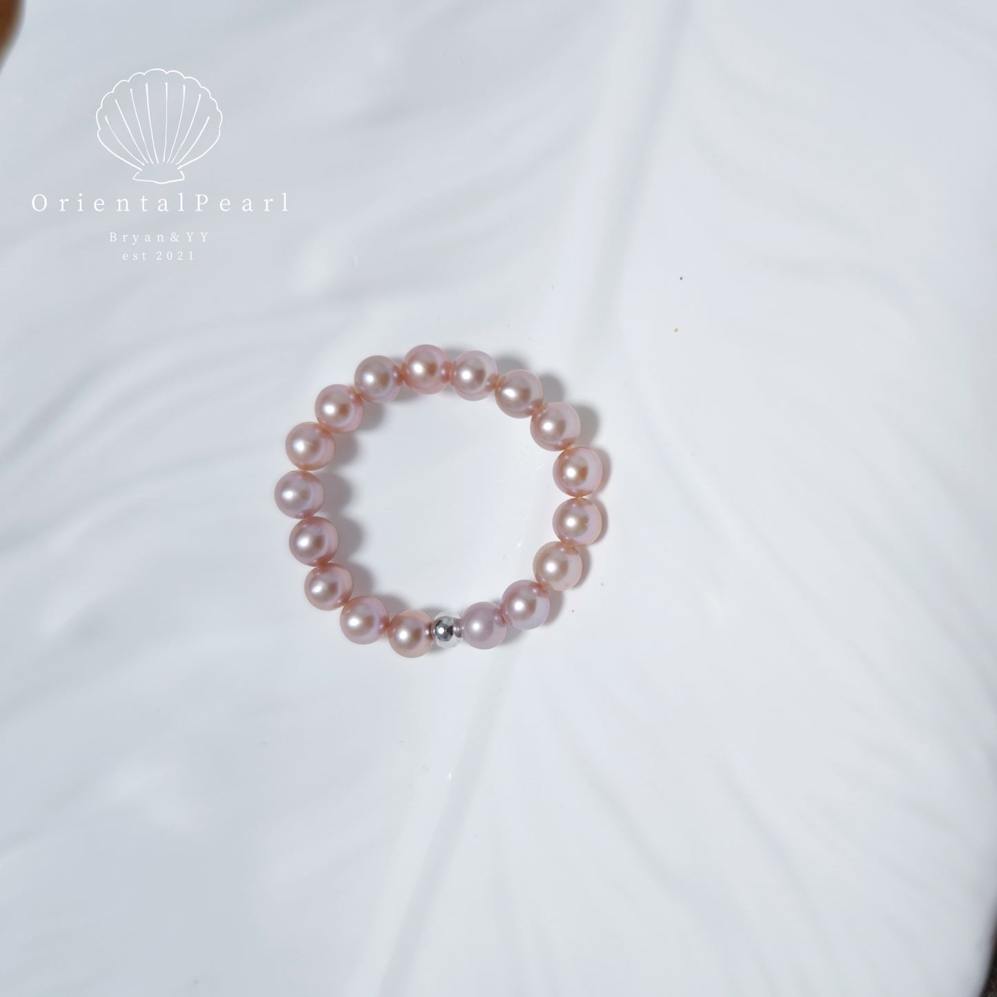 R06-The Aurora Luminous Pearl Ring Hand-Selected Freshwater Pearls with a Signature Sun-Kissed Accent.Freshwater Pearl Ring, Luminous Pearl Jewelry, Stretch Pearl Ring, Minimalist Ring, Elegant Beaded Ring, Stackable Ring