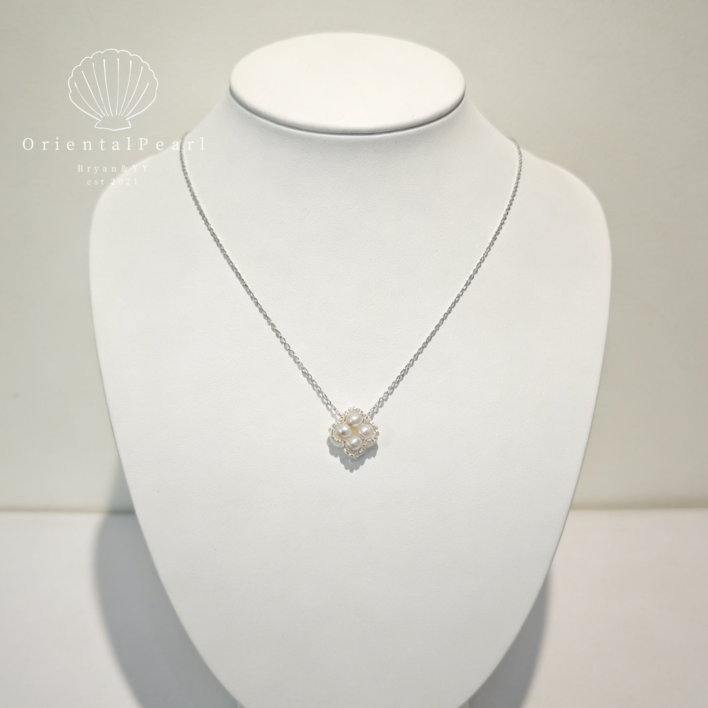 NC24-Four-leaf Clover Pearl Necklace