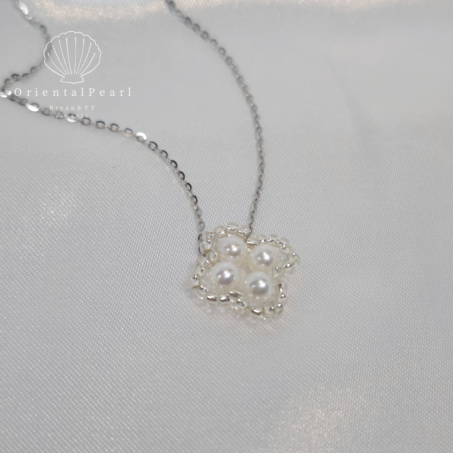 NC24-Four-leaf Clover Pearl Necklace